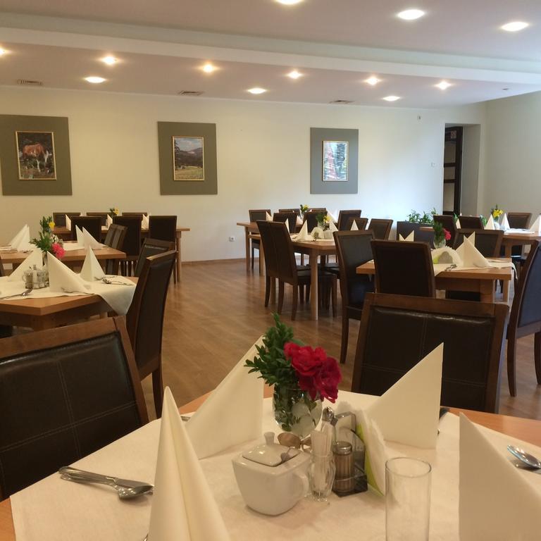 Osrodek Beskid Fizjo & Spa คอร์เบียลุฟ ภายนอก รูปภาพ